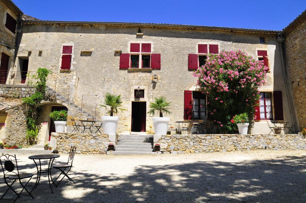 Gites Du Domaine Des Dames Vallon-Pont-d'Arc Bagian luar foto